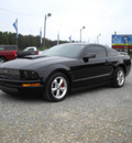 ford mustang 2005 black coupe v6 deluxe gasoline 6 cylinders rear wheel drive 5 speed manual 27569