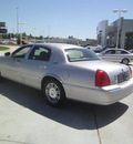 lincoln town car 2010 silver sedan signature limited flex fuel 8 cylinders rear wheel drive automatic 75503