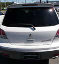 mitsubishi outlander 2004 white suv xls gasoline 4 cylinders front wheel drive automatic 32401