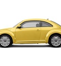 volkswagen beetle 2012 yellow hatchback 2 5 pzev gasoline 5 cylinders front wheel drive 6 speed automatic 56001
