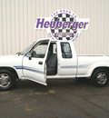 toyota pickup 1994 white dx gasoline 4 cylinders rear wheel drive automatic 80905
