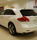 toyota venza 2011 white wagon venza gasoline 6 cylinders front wheel drive automatic 27707