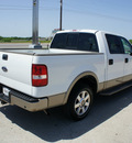 ford f 150 2005 white king ranch gasoline 8 cylinders rear wheel drive automatic with overdrive 76087