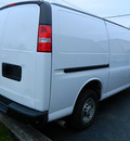 chevrolet express g2500 2007 white van gasoline 8 cylinders rear wheel drive automatic 14224