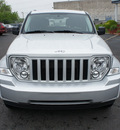jeep liberty 2011 silver suv sport gasoline 6 cylinders 4 wheel drive automatic 19153