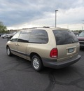 chrysler grand voyager 2000 beige se flex fuel 6 cylinders front wheel drive 4 speed automatic 56301