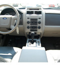 ford escape 2008 gray suv xlt gasoline 6 cylinders all whee drive automatic with overdrive 77065
