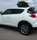 nissan juke 2011 white gasoline 4 cylinders front wheel drive automatic 76018