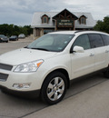 chevrolet traverse 2012 white ltz gasoline 6 cylinders all whee drive automatic 76087