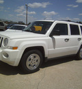jeep patriot 2009 white suv sport gasoline 4 cylinders 2 wheel drive automatic 75503