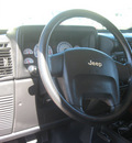 jeep wrangler 2005 orange suv sport gasoline 6 cylinders 4 wheel drive 6 speed manual 45840