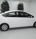 toyota prius 2005 white hatchback hybrid 4 cylinders front wheel drive automatic 91731