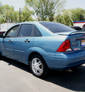 ford focus 2001 light sapphire blue sedan se gasoline 4 cylinders front wheel drive automatic 80911