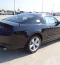 ford mustang 2013 black coupe gasoline 8 cylinders rear wheel drive 6 speed automatic 77388