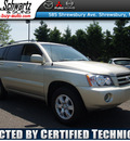 toyota highlander 2002 gold suv gasoline 6 cylinders all whee drive automatic with overdrive 07702