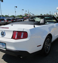 ford mustang 2012 white gasoline 6 cylinders rear wheel drive automatic 45324