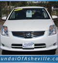 nissan sentra 2010 white sedan s gasoline 4 cylinders front wheel drive automatic 28805
