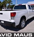 toyota tundra 2012 white sr5 gasoline 8 cylinders 2 wheel drive automatic 32771