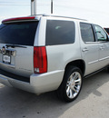 cadillac escalade 2011 silver suv flex fuel 8 cylinders all whee drive automatic 76087