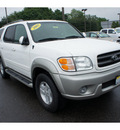 toyota sequoia 2003 white suv sr5 gasoline 8 cylinders 4 wheel drive automatic with overdrive 08902