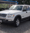 ford explorer 2006 white suv xlt gasoline 6 cylinders rear wheel drive automatic 27569