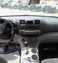 toyota highlander 2009 suv gasoline 6 cylinders front wheel drive 5 speed with overdrive 90241