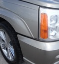cadillac escalade ext 2002 silver pickup truck gasoline 8 cylinders all whee drive automatic 77388