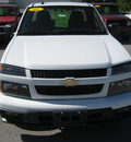 chevrolet colorado 2011 white work truck gasoline 4 cylinders 2 wheel drive automatic 62863