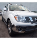 nissan frontier 2010 white le gasoline 6 cylinders 2 wheel drive automatic 33157