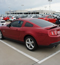 ford mustang 2012 red coupe gt premium 8 cylinders automatic 76108
