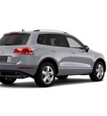 volkswagen touareg 2012 silver suv tdi sport diesel 6 cylinders all whee drive automatic 56001