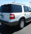 ford expedition 2007 white suv xlt gasoline 8 cylinders 4 wheel drive automatic 56301