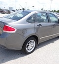 ford focus 2010 dk  gray sedan se gasoline 4 cylinders front wheel drive automatic 77388