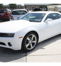 chevrolet camaro 2012 white coupe gasoline 6 cylinders rear wheel drive automatic 77090
