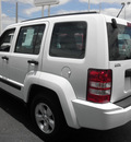 jeep liberty 2012 white suv sport gasoline 6 cylinders 2 wheel drive automatic 34474