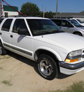 chevrolet s 10 blazer 2000 white suv gasoline v6 rear wheel drive automatic 32447