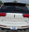 lincoln mkx 2011 white suv gasoline 6 cylinders all whee drive automatic 37087