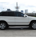 bmw x5 2002 white suv 3 0i gasoline 6 cylinders all whee drive automatic 77002