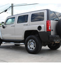 hummer h3 2008 lt  gray suv gasoline 8 cylinders 4 wheel drive automatic 77002