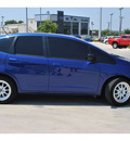 honda fit 2010 dk  blue hatchback base gasoline 4 cylinders front wheel drive 5 speed automatic 78233
