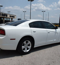 dodge charger 2012 white sedan se gasoline 6 cylinders rear wheel drive automatic 76011