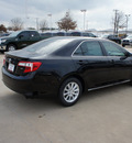 toyota camry 2012 black sedan le gasoline 4 cylinders front wheel drive automatic 76116