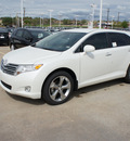 toyota venza 2012 white xle gasoline 6 cylinders front wheel drive automatic 76116