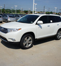 toyota highlander 2012 white suv limited gasoline 6 cylinders front wheel drive automatic 76116