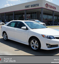 toyota camry 2012 white sedan se gasoline 4 cylinders front wheel drive automatic 76116