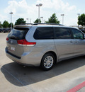 toyota sienna 2012 silver van xle 8 passenger gasoline 6 cylinders front wheel drive automatic 76116