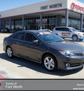 toyota camry 2012 gray sedan se gasoline 4 cylinders front wheel drive automatic 76116