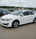 toyota camry 2012 white sedan se gasoline 4 cylinders front wheel drive automatic 76116