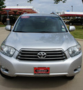 toyota highlander 2008 silver suv sport gasoline 6 cylinders front wheel drive 5 speed with overdrive 76210
