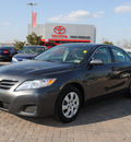 toyota camry 2011 gray sedan le gasoline 4 cylinders front wheel drive automatic 76087